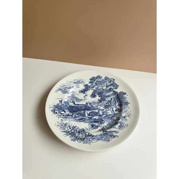 Vintage Wedgwood Dinner Plates Set of 4 Blue Transferware "Countryside" Pattern - Picture 10 of 15